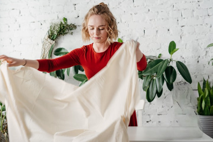 Which Type of Sheet Should I Buy: Cotton or Microfiber?